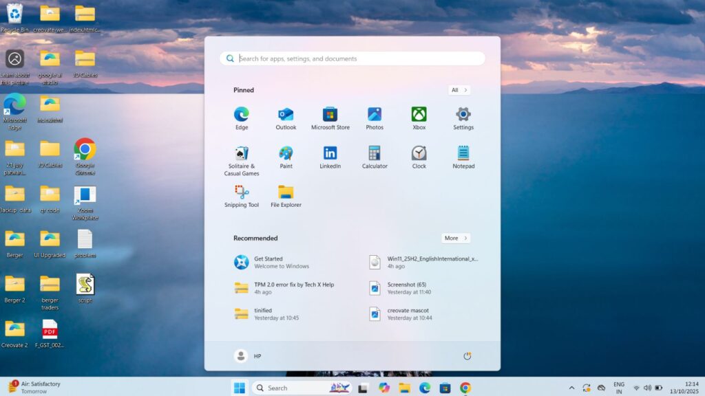 Install Windows 11 final desktop look of home screen 